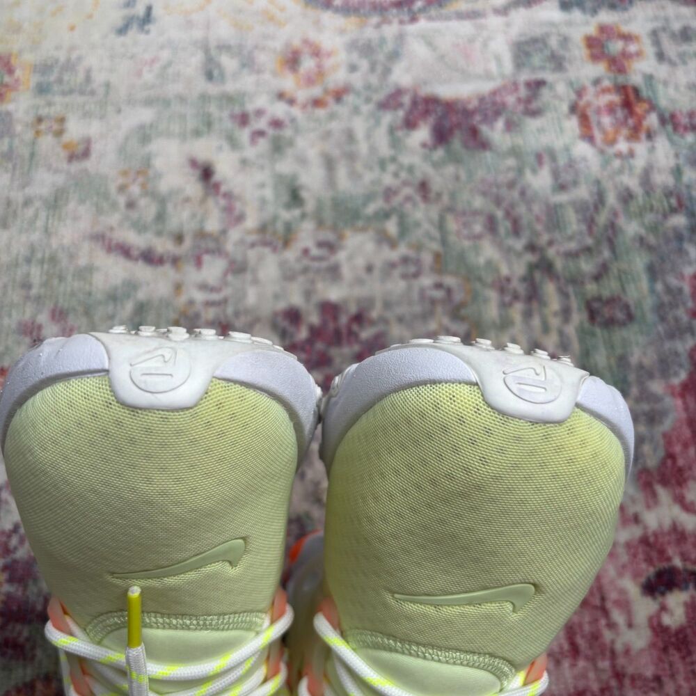 Nike React Presto Barely Volt - image 3